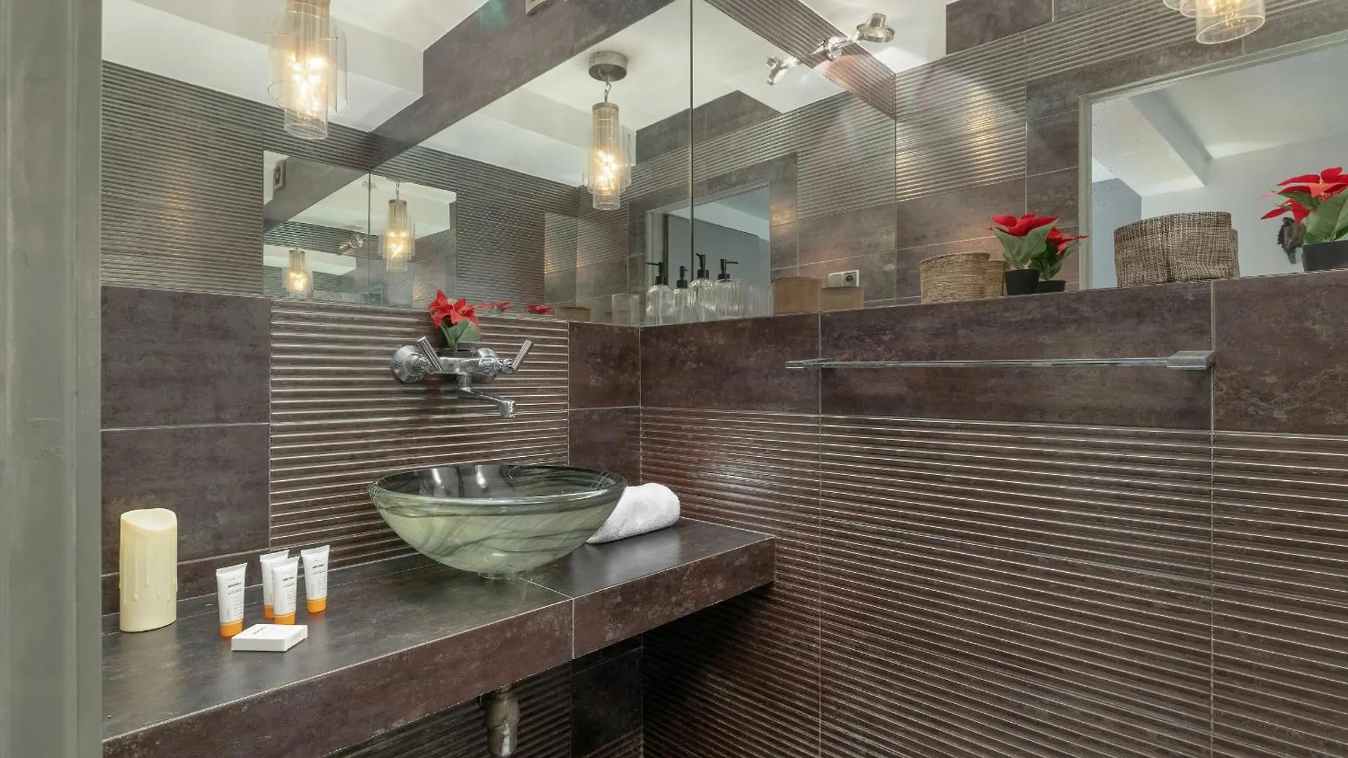 Appartement Apartament Przyszlosci Z Dwiema Sypialniami W Krakowie By Noclegi Renters Polen